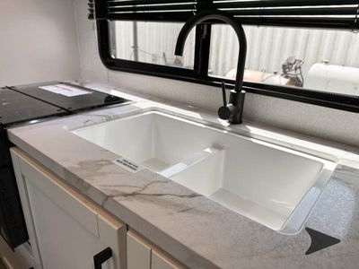 2026 Jayco Jay Flight SLX - Photo 13