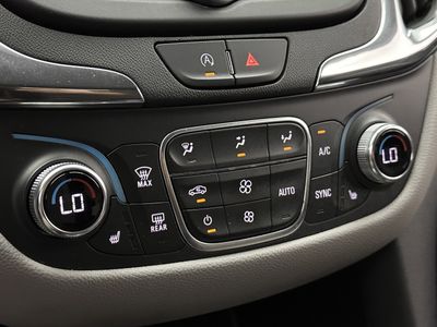 2022 Chevrolet Equinox - Photo 16