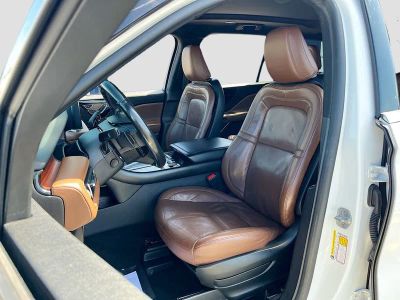 2022 Lincoln Aviator — photo 21 view