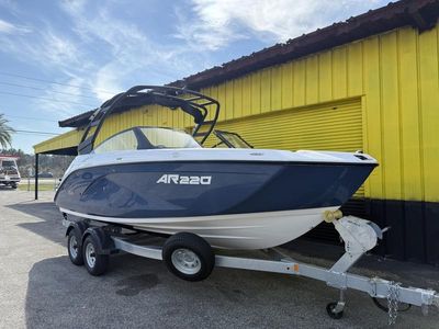 2025 Yamaha Boats AR220 - Photo 11