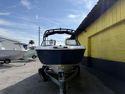2025 Yamaha Boats AR220 - Photo 3