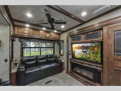 2018 Heartland Big Country — photo 7 view