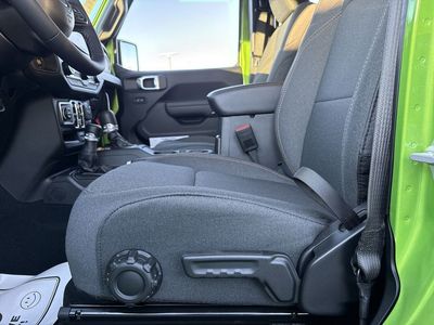 2026 Jeep Wrangler - Photo 11