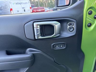 2026 Jeep Wrangler - Photo 12