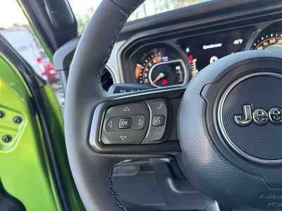 2026 Jeep Wrangler - Photo 14