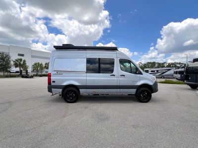 2027 Entegra LAUNCH — photo 19 view