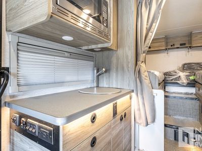 2026 Winnebago Ekko - Photo 13