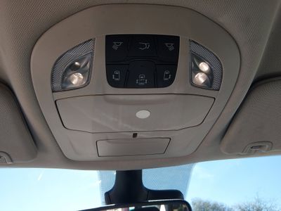 2023 Chrysler Pacifica — photo 21 view