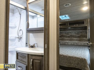 2022 Keystone RV Cougar Half-Ton - Photo 33