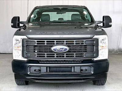 2025 Ford F-250SD - Photo 2