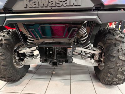 2025 Kawasaki RIDGE XR CREW Limited HVAC - Photo 10