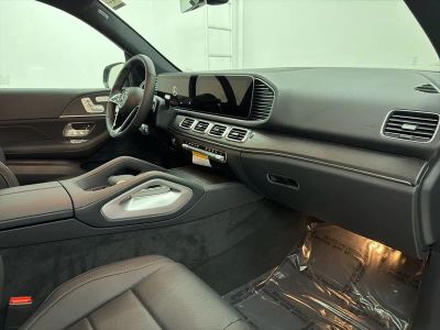 2026 Mercedes-Benz GLE — photo 28 view