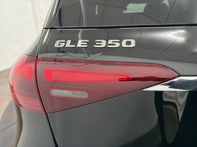 2026 Mercedes-Benz GLE — photo 11 view
