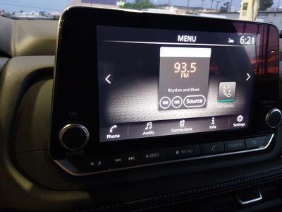 2025 Nissan Rogue - Photo 17