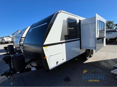 2026 Winnebago Micro Minnie - Photo 2