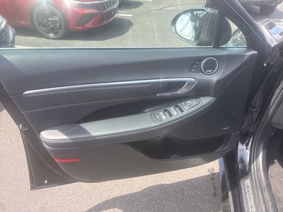 2021 Hyundai Sonata Hybrid Limited - Photo 13