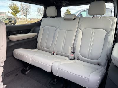 2026 Jeep Grand Wagoneer - Photo 50