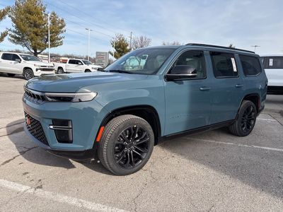 2026 Jeep Grand Wagoneer - Photo 14