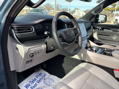2026 Jeep Grand Wagoneer - Photo 65