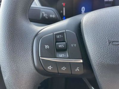 2025 Ford Escape - Photo 25