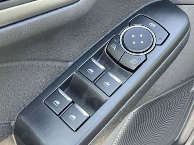 2025 Ford Escape - Photo 16