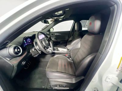 2024 Alfa Romeo Tonale — photo 12 view