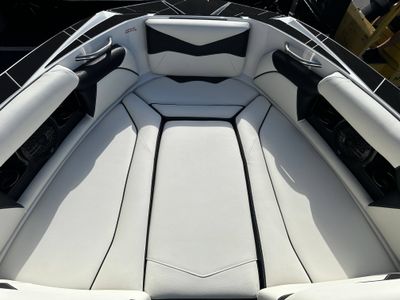 2024 Supreme S240 - Photo 9