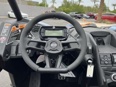 2026 Can-Am Maverick X3 MAX RS Turbo Scandi Blue & Orange Crush - Photo 10