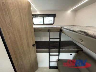 2026 Coachmen RV Freedom Express Select - Photo 26