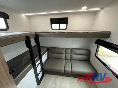 2026 Coachmen RV Freedom Express Select - Photo 25