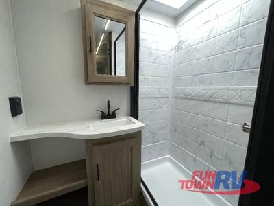 2026 Coachmen RV Freedom Express Select - Photo 23
