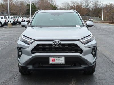 2025 Toyota RAV4 - Photo 4