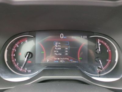 2025 Toyota RAV4 - Photo 11