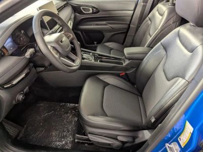 2026 Jeep Compass — photo 9 view