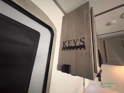 2020 Keystone RV Carbon — photo 36 view