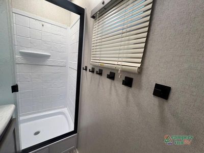 2020 Keystone RV Carbon — photo 40 view