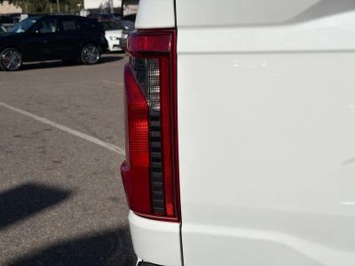 2025 Ford F-150 — photo 11 view