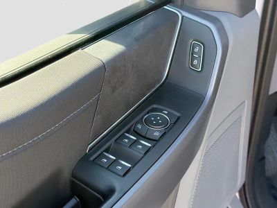 2025 Ford F-150 — photo 22 view