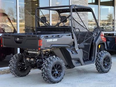 2025 Can-Am Defender DPS HD10 - Photo 5