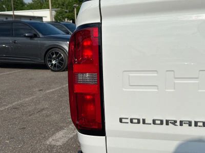 2021 Chevrolet Colorado — photo 10 view