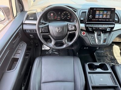 2025 Honda Odyssey EX-L — photo 18 view