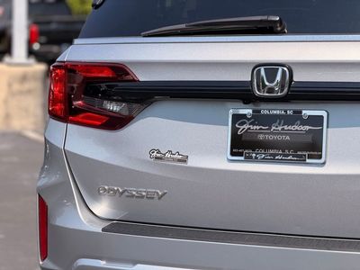 2025 Honda Odyssey EX-L — photo 14 view