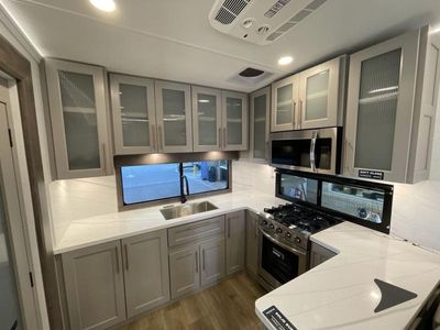 2026 Alliance RV Paradigm - Photo 7