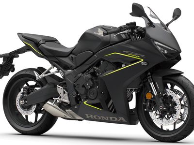2026 Honda CBR650R E-Clutch - Photo 2