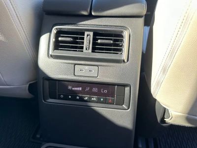 2025 Mazda CX-90 - Photo 37