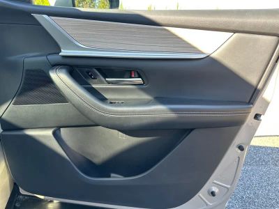 2025 Mazda CX-90 - Photo 39