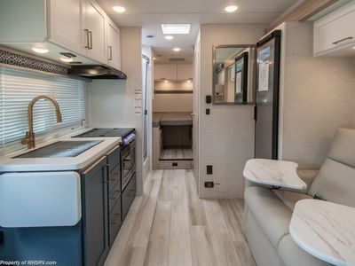 2026 Thor Motor Coach Quantum Sprinter - Photo 7