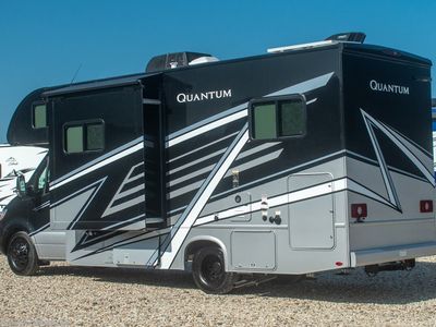 2026 Thor Motor Coach Quantum Sprinter - Photo 2