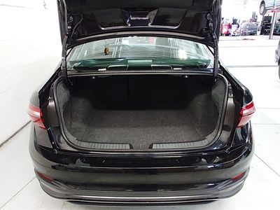 2024 Volkswagen Jetta — photo 11 view