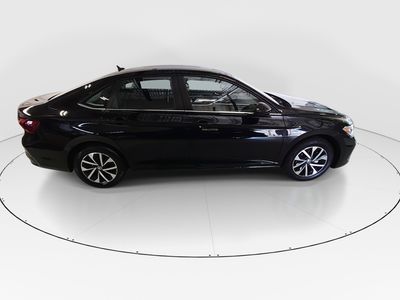 2024 Volkswagen Jetta — photo 8 view